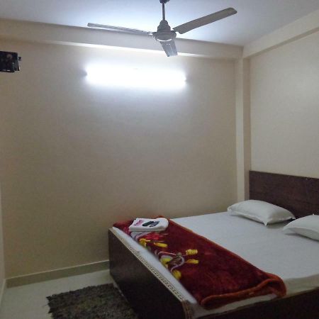 Delhi Inn,Walk In Nizamuddin Railway Station New Delhi Exterior foto
