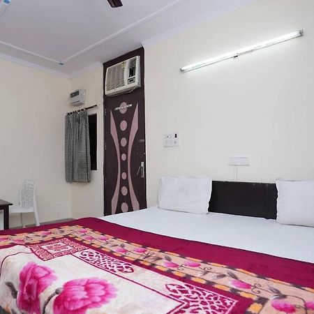 Delhi Inn,Walk In Nizamuddin Railway Station New Delhi Exterior foto